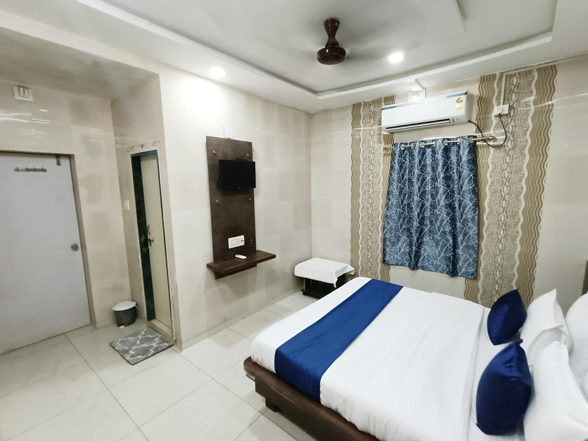 Hotel Shree Nath - 200 Meters From Dwarkadhish Temple Kültér fotó